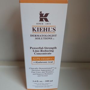 Kiehl's line-reducing vitamin C cream